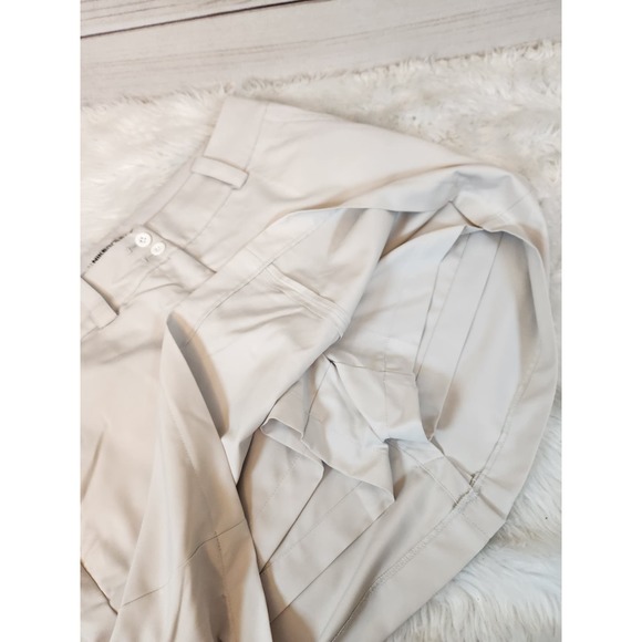 Nike Dri-Fit Golf Womens Light Beige‎ Button Pocket Skort Athletic Size 10 - Picture 3 of 7